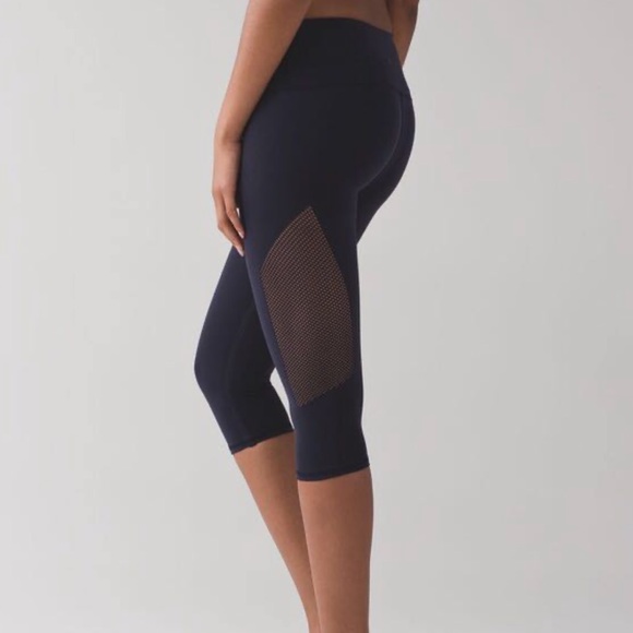 Lululemon Crop Mesh Leggings 